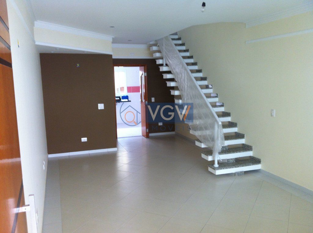 Casa à venda com 3 quartos, 124m² - Foto 3