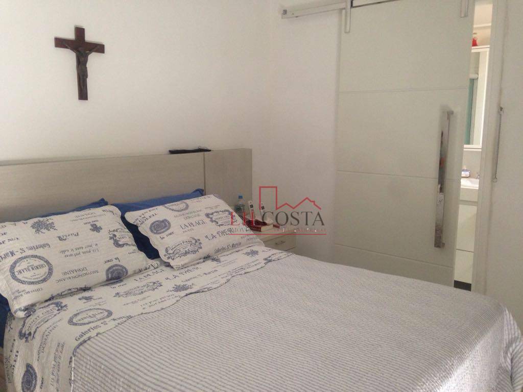 Apartamento à venda com 4 quartos, 140m² - Foto 22