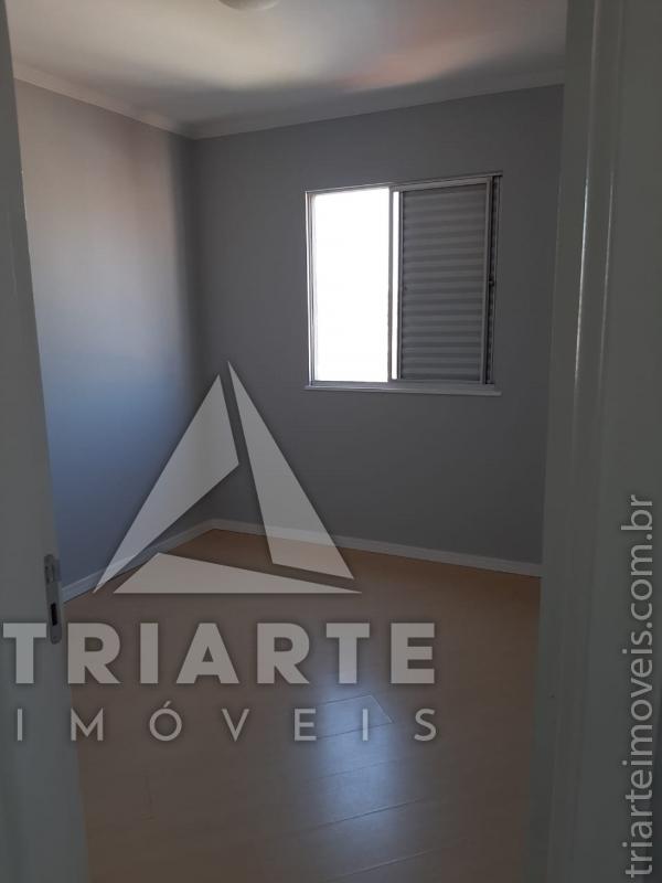 Apartamento à venda com 2 quartos, 52m² - Foto 2