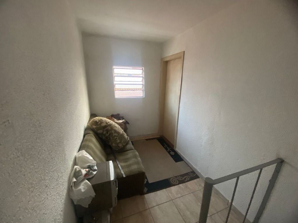 Casa à venda com 3 quartos, 100m² - Foto 11