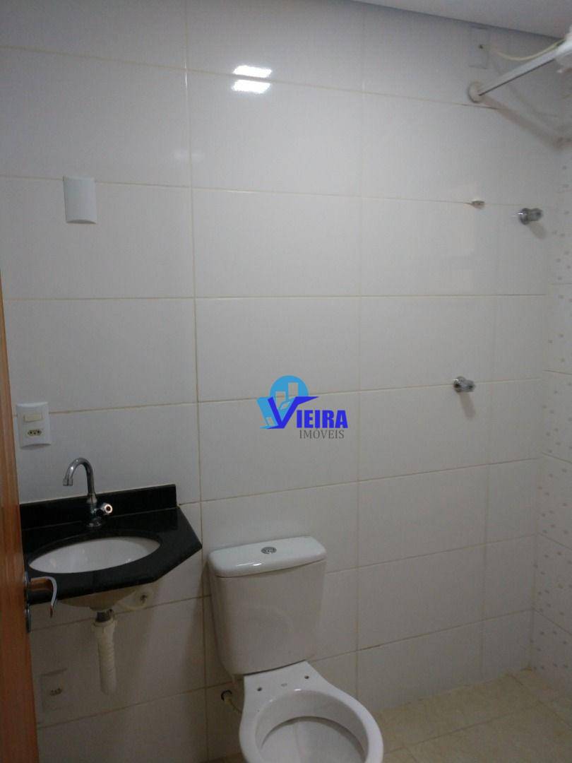 Casa à venda com 2 quartos, 48m² - Foto 13