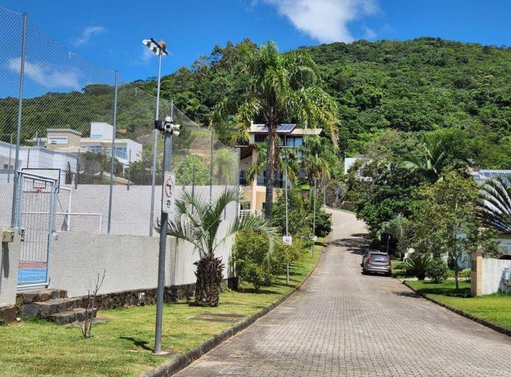 Casa de Condomínio à venda com 4 quartos, 400m² - Foto 23