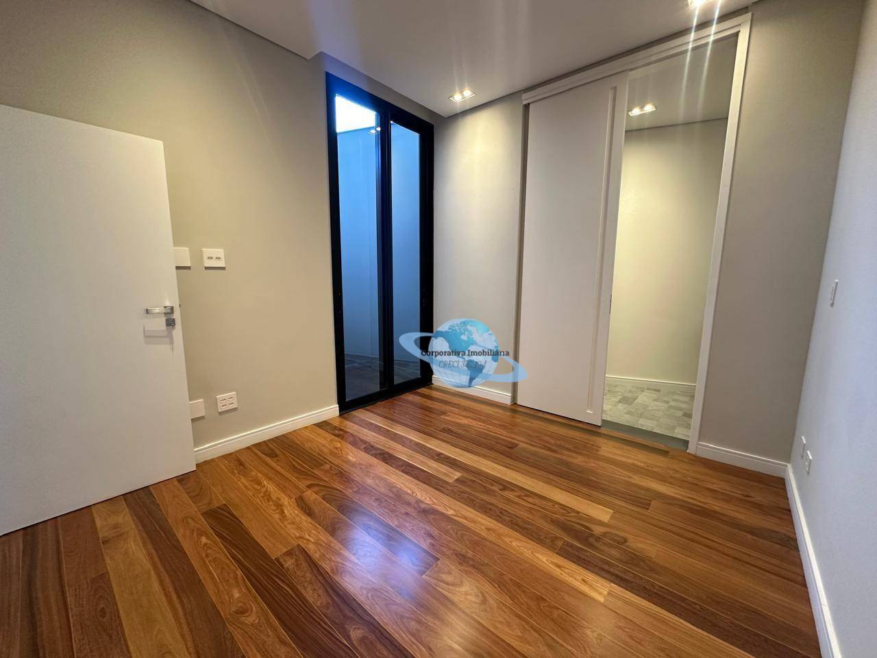 Casa de Condomínio à venda com 4 quartos, 556m² - Foto 23