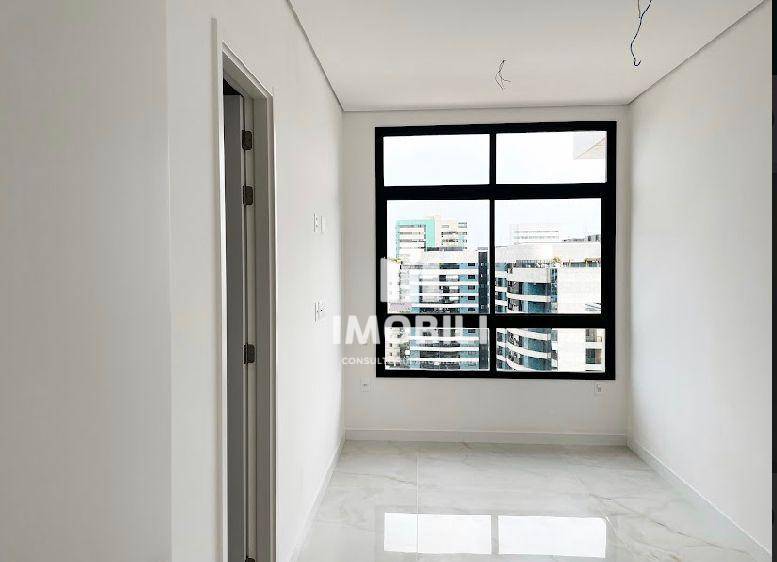 Apartamento à venda com 3 quartos, 164m² - Foto 4