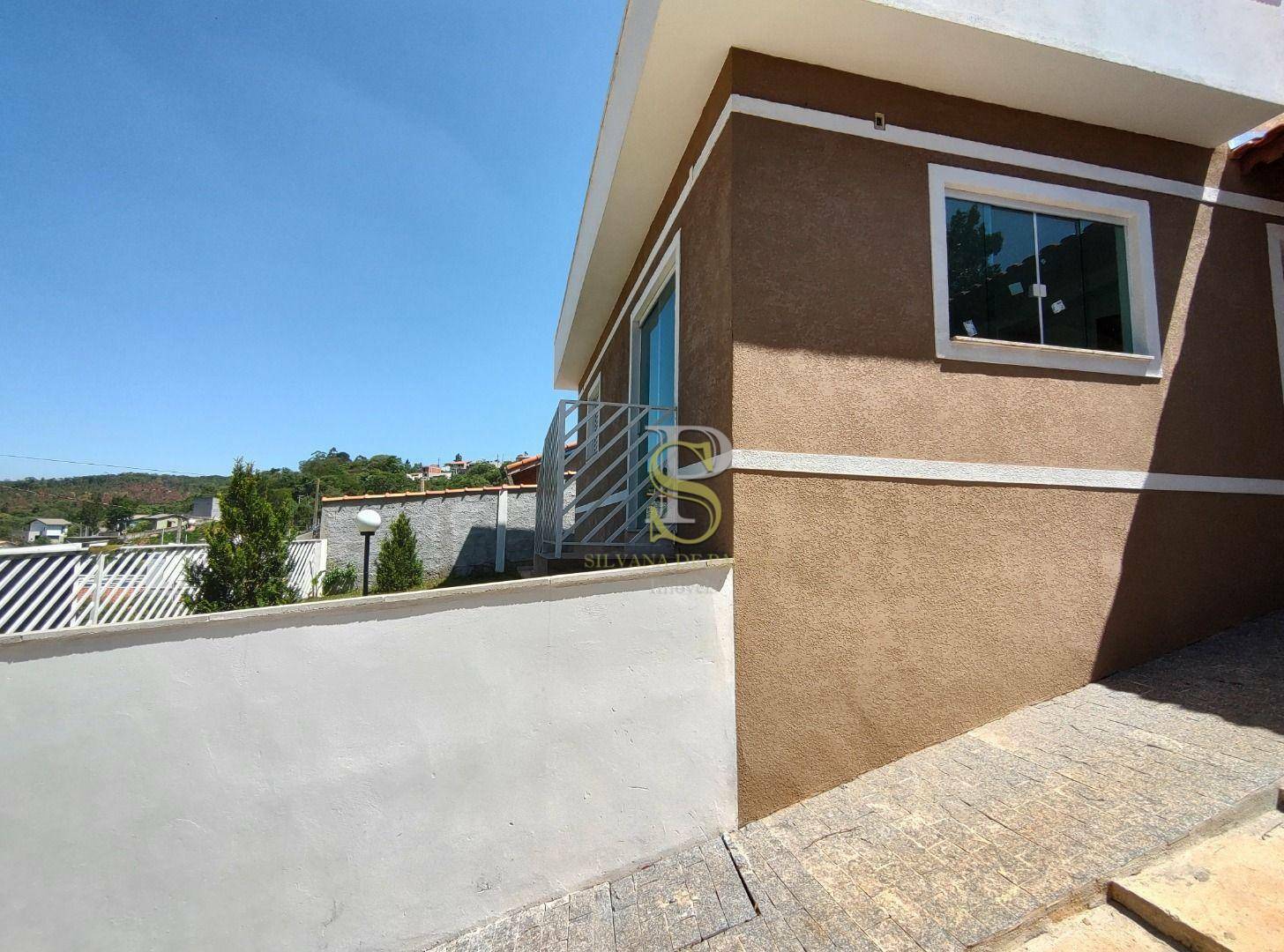 Casa à venda com 3 quartos, 120m² - Foto 3