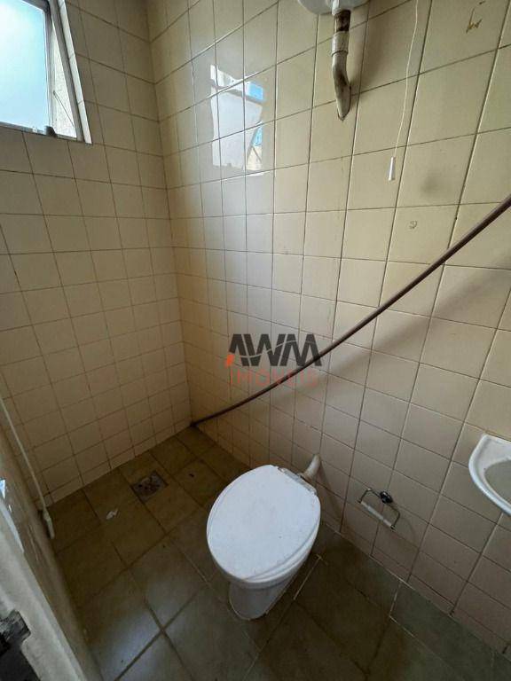 Apartamento à venda com 4 quartos, 140m² - Foto 3