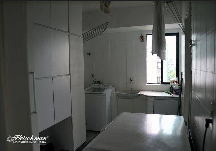 Apartamento à venda com 4 quartos, 190m² - Foto 21