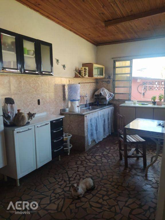 Casa à venda com 2 quartos, 90m² - Foto 15