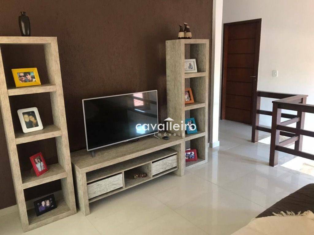 Casa à venda com 4 quartos, 250m² - Foto 26