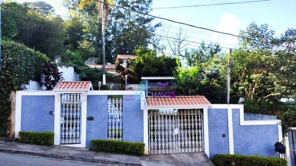Casa à venda com 3 quartos, 160m² - Foto 1