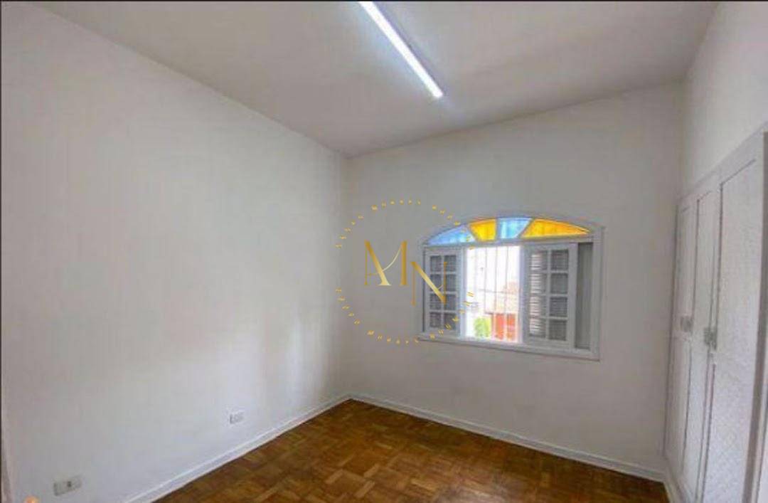 Casa para alugar com 2 quartos, 200m² - Foto 13