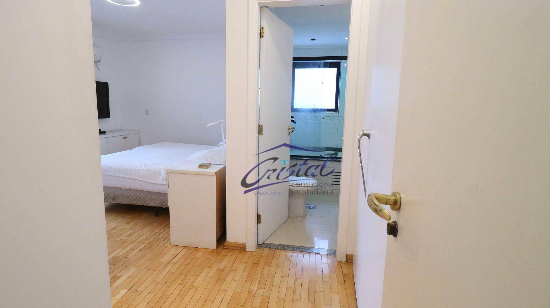 Apartamento à venda com 4 quartos, 234m² - Foto 47