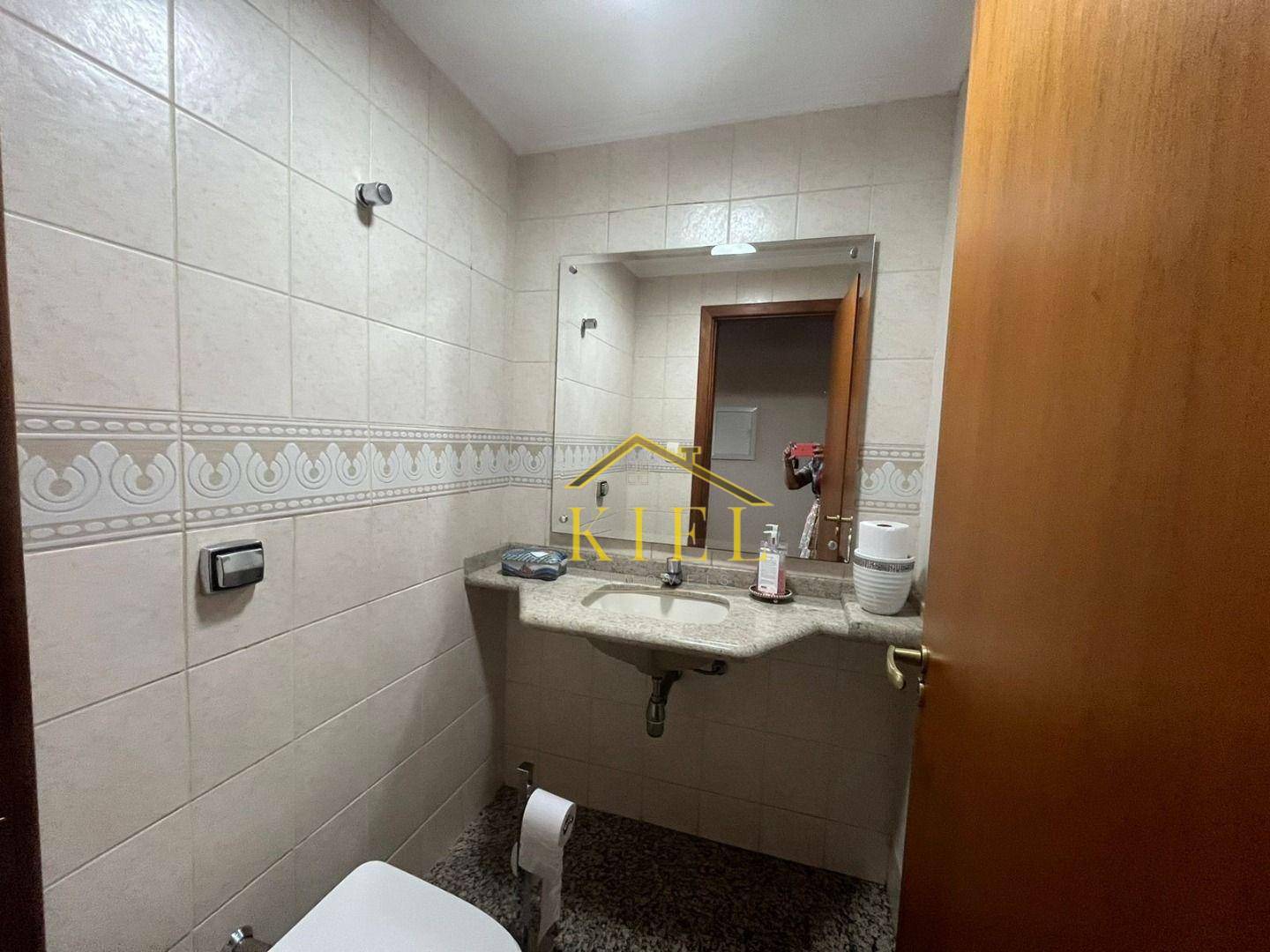 Casa de Condomínio à venda com 4 quartos, 440m² - Foto 12