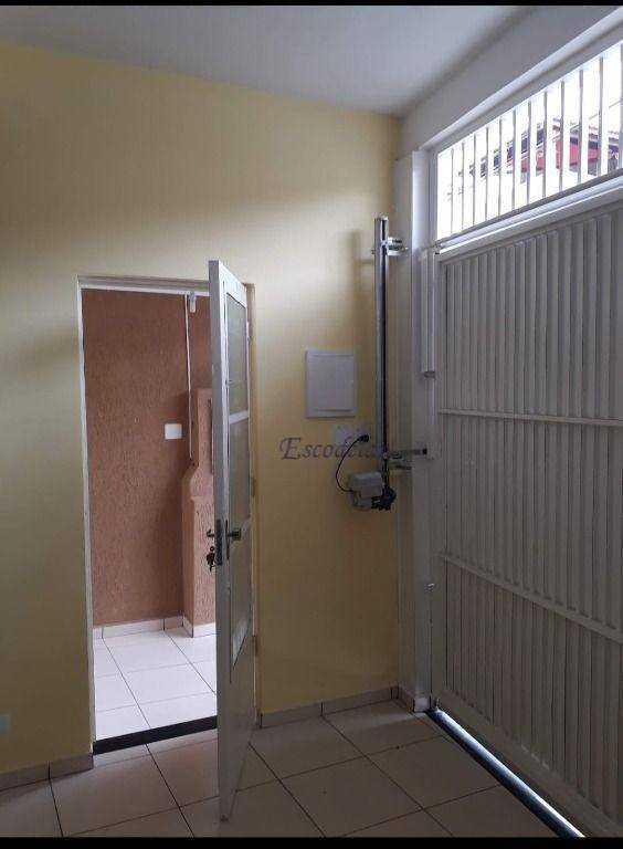 Sobrado à venda com 3 quartos, 215m² - Foto 3