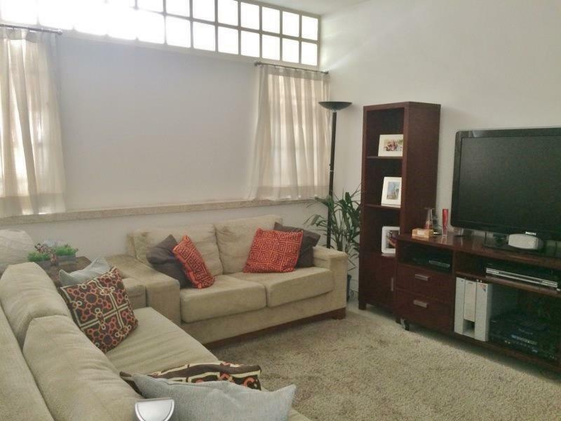 Casa para alugar com 3 quartos, 149m² - Foto 2