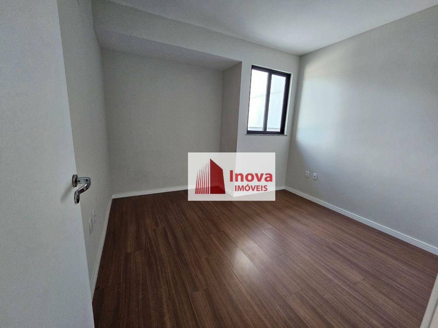 Apartamento à venda com 2 quartos, 170m² - Foto 13