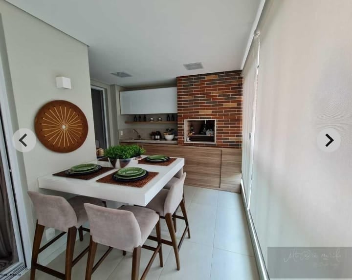 Apartamento à venda com 3 quartos, 140m² - Foto 3