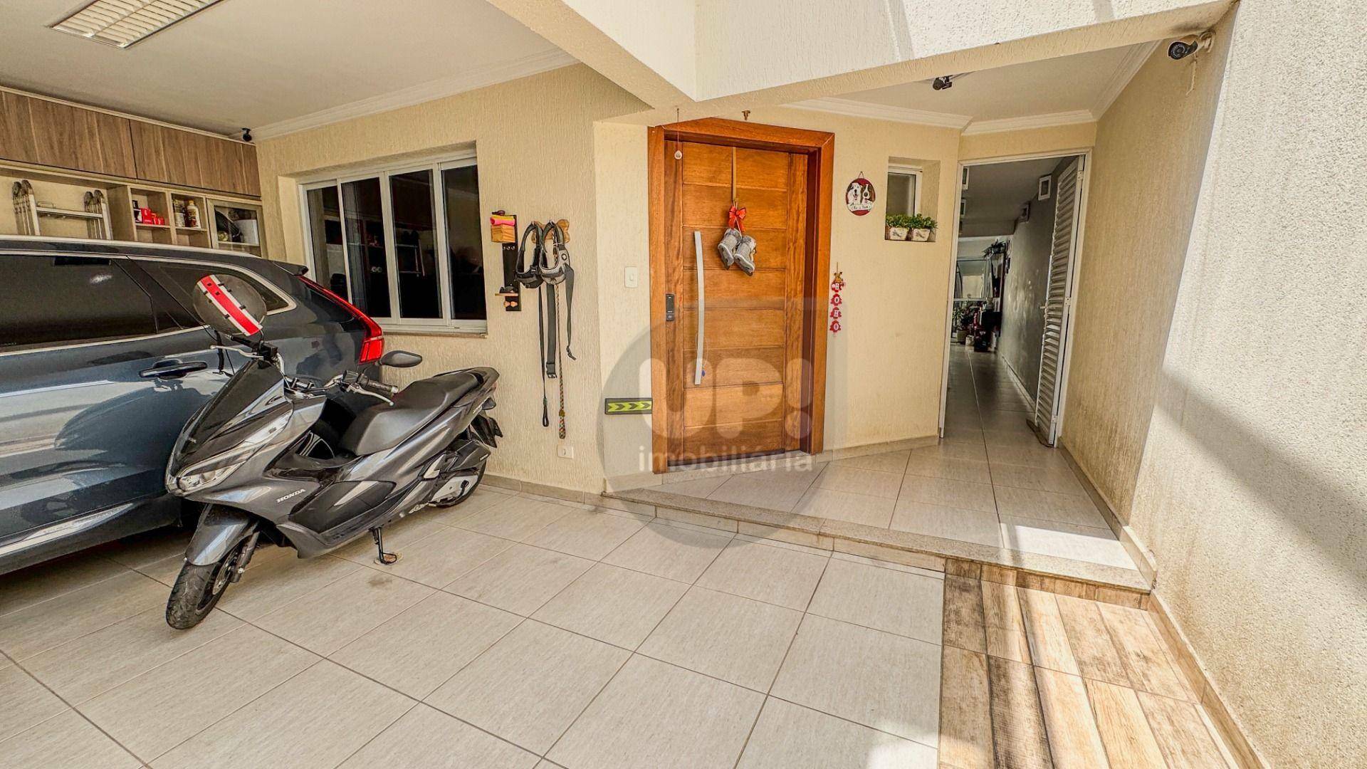 Casa, 3 quartos, 212 m² - Foto 4