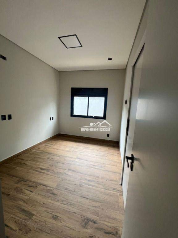 Casa de Condomínio à venda com 3 quartos, 206m² - Foto 11