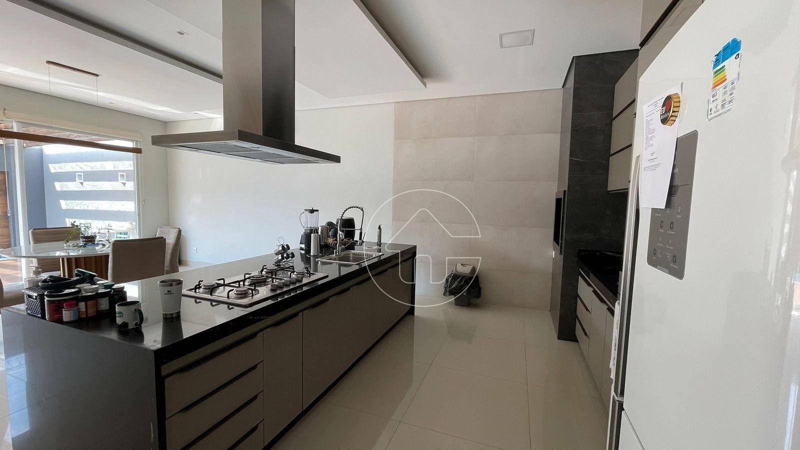 Casa à venda com 3 quartos, 166m² - Foto 5