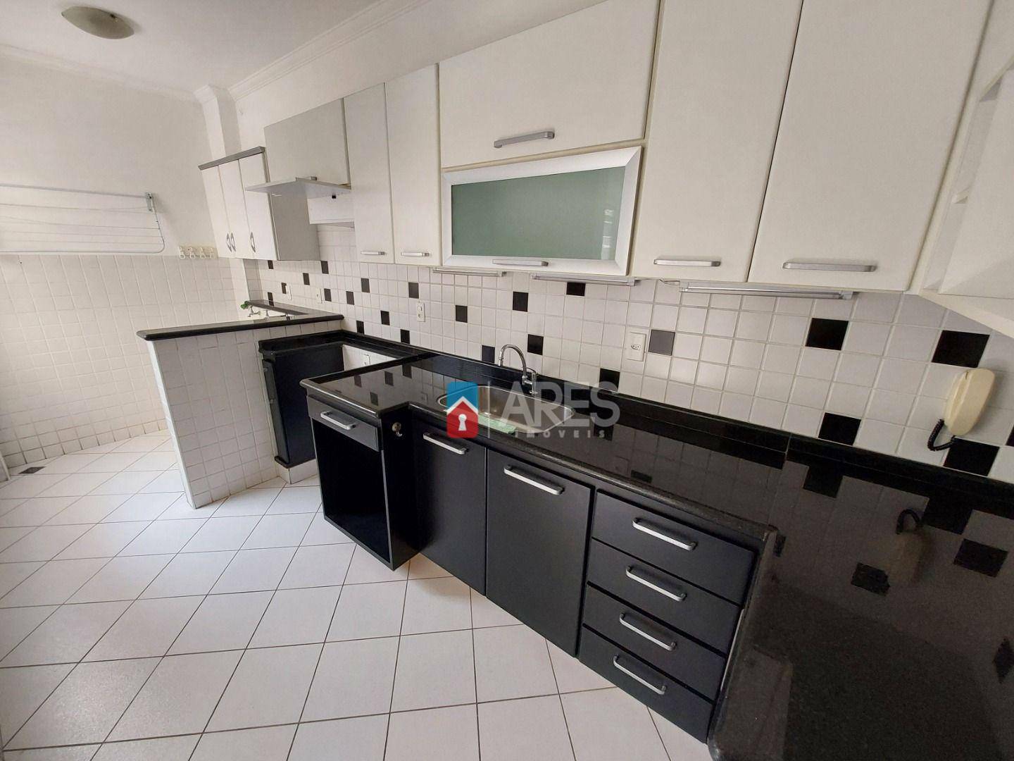 Apartamento para alugar com 3 quartos, 83m² - Foto 3