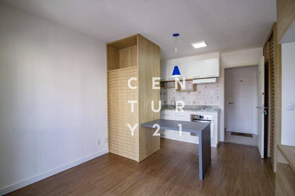 Apartamento para alugar com 1 quarto, 38m² - Foto 3