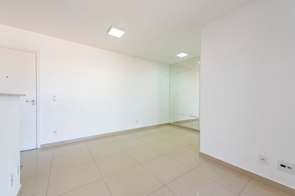 Apartamento para alugar com 3 quartos, 75m² - Foto 4