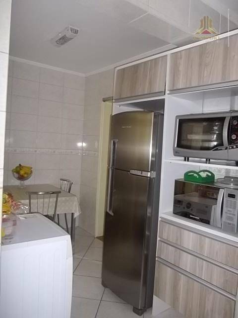 Apartamento à venda com 3 quartos, 75m² - Foto 6