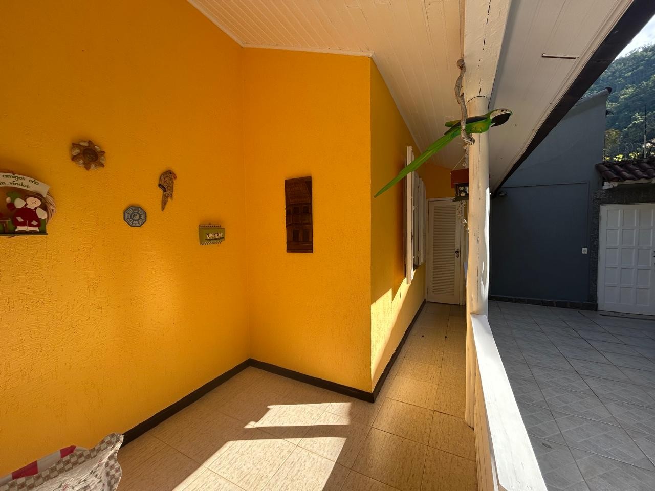 Casa à venda com 3 quartos, 83m² - Foto 4