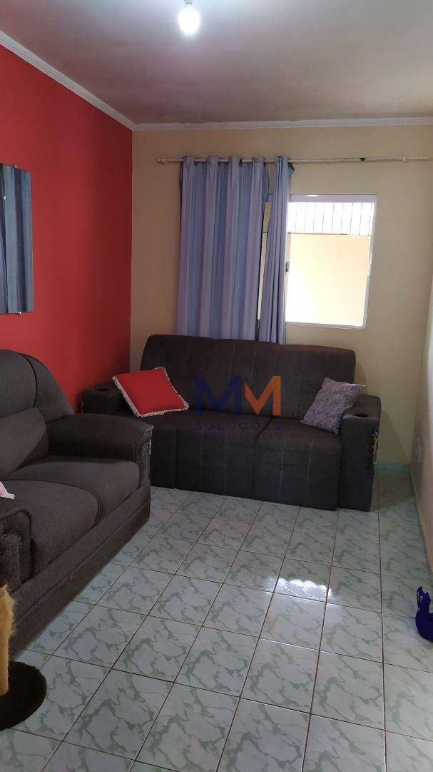 Casa à venda com 2 quartos, 70m² - Foto 6