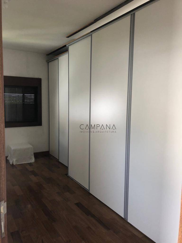 Casa à venda com 4 quartos, 650m² - Foto 3