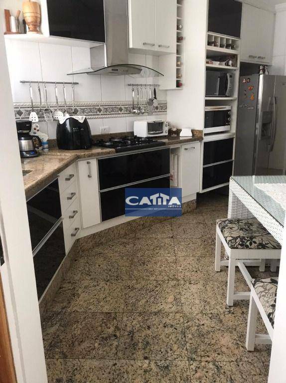 Apartamento à venda com 3 quartos, 145m² - Foto 18