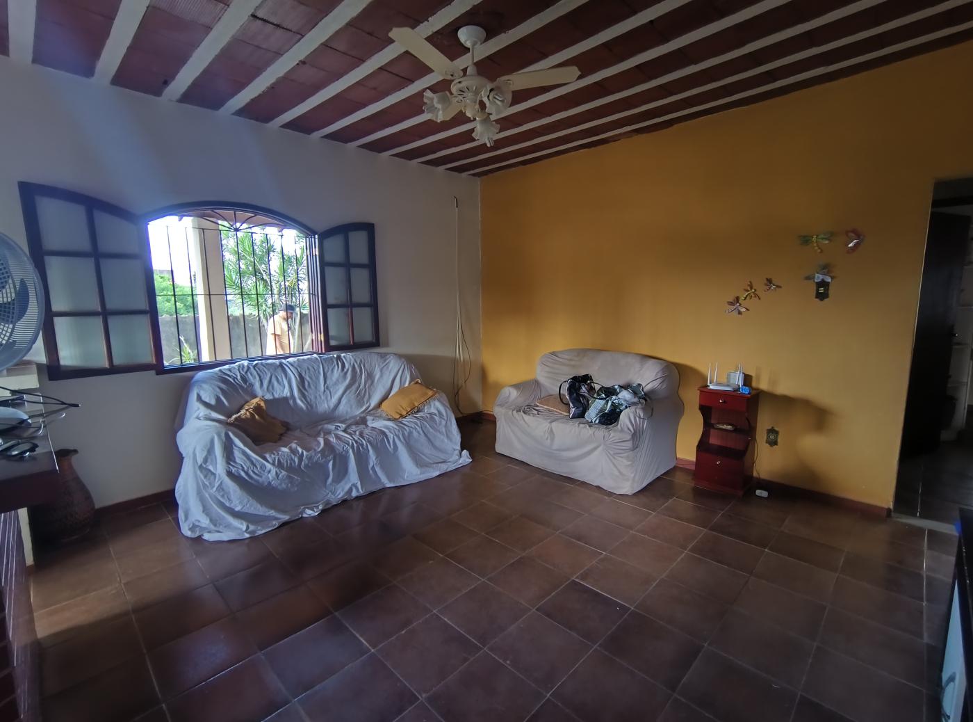 Casa à venda com 2 quartos, 450m² - Foto 17