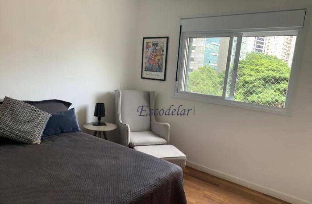 Apartamento à venda com 3 quartos, 156m² - Foto 9