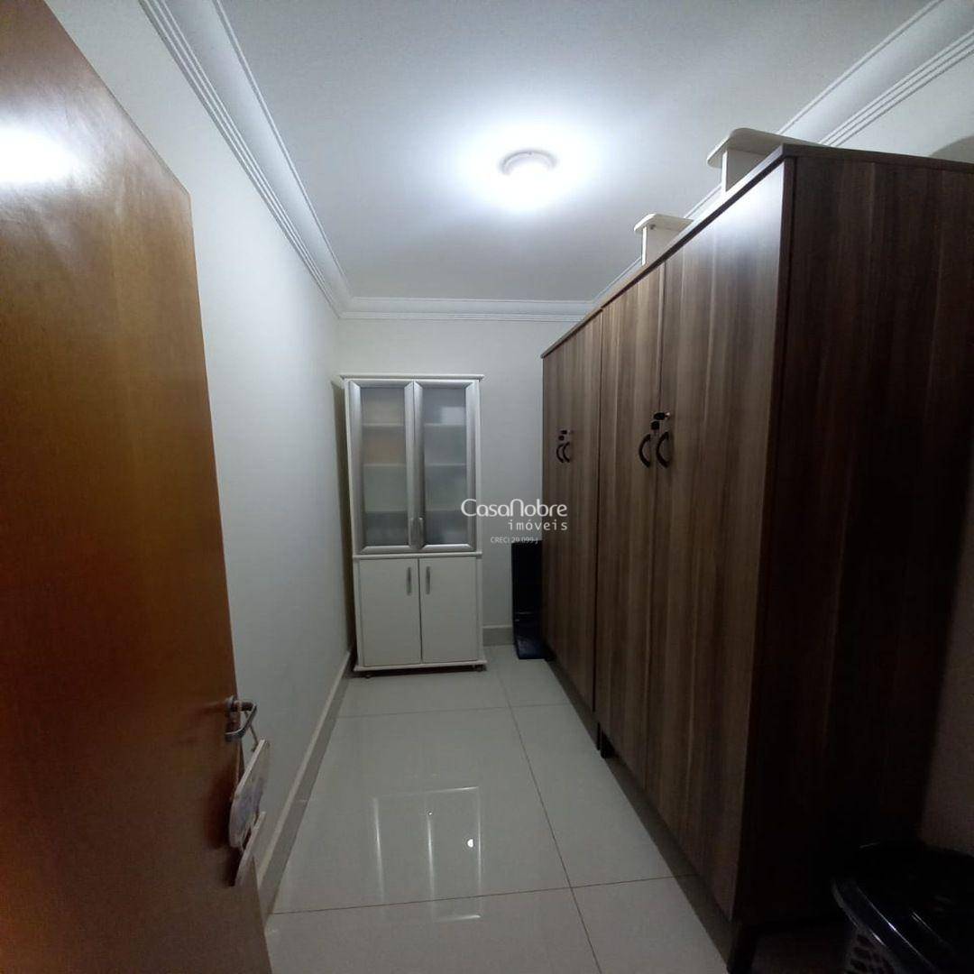 Apartamento à venda com 3 quartos, 137m² - Foto 20