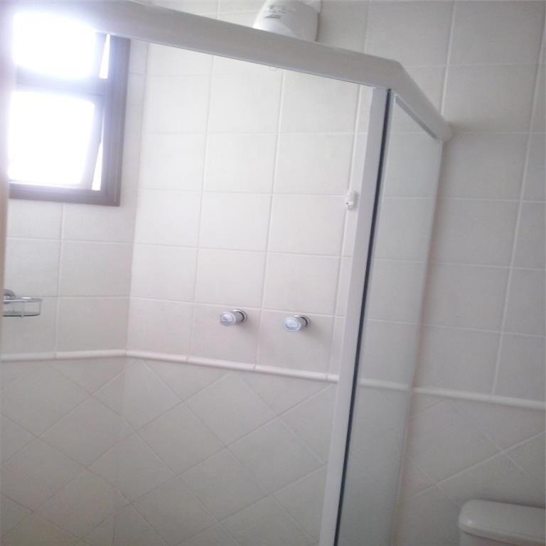 Apartamento para alugar com 3 quartos, 100m² - Foto 12