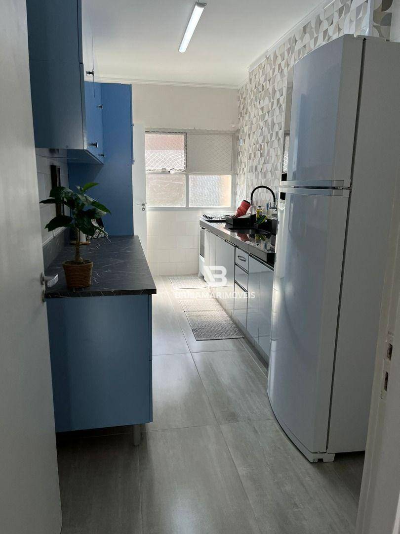 Apartamento para alugar com 3 quartos, 90m² - Foto 19