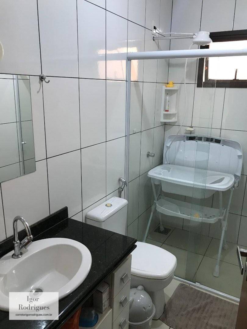 Apartamento à venda com 3 quartos, 117m² - Foto 11