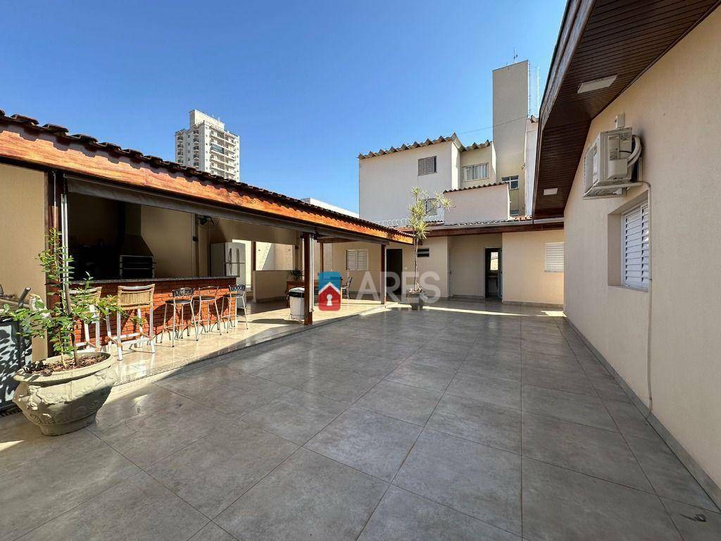 Casa à venda com 5 quartos, 300m² - Foto 38