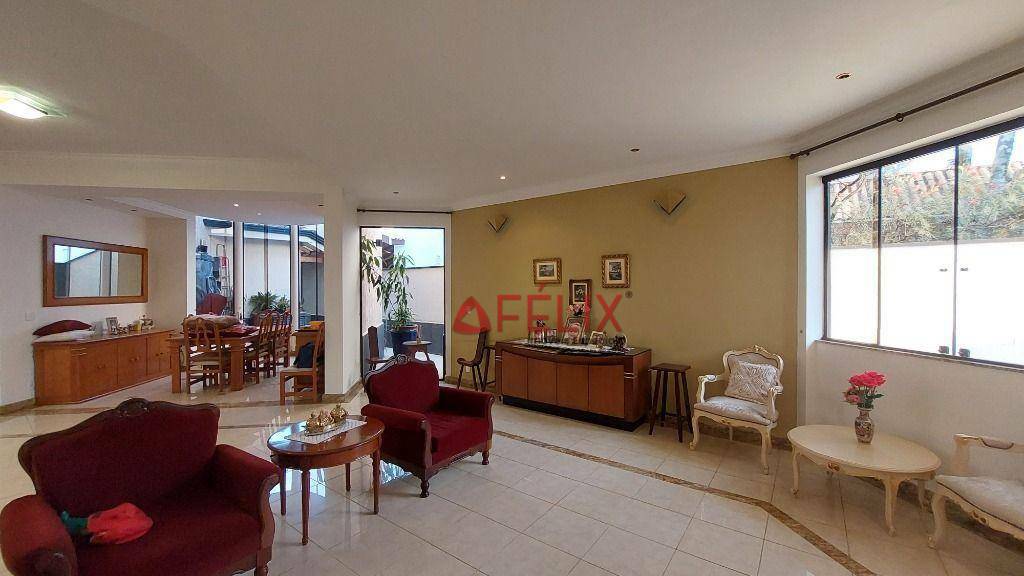 Sobrado, 4 quartos, 400 m² - Foto 1