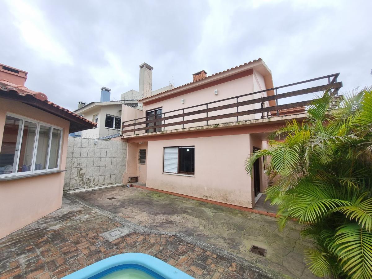 Casa à venda com 3 quartos, 250m² - Foto 13