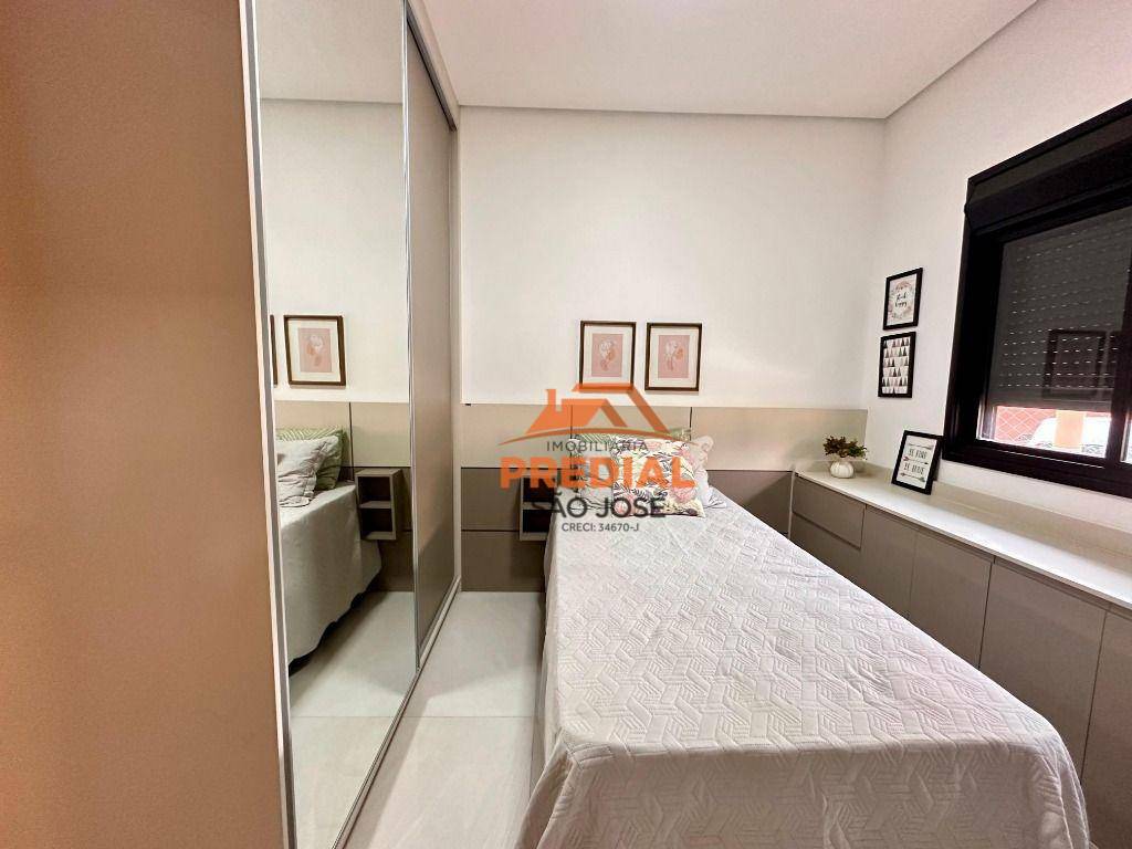 Apartamento à venda com 2 quartos, 79m² - Foto 18