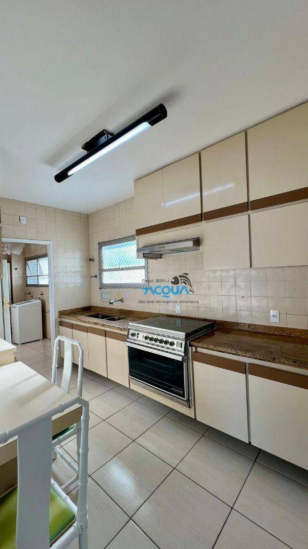 Apartamento à venda com 3 quartos, 125m² - Foto 7