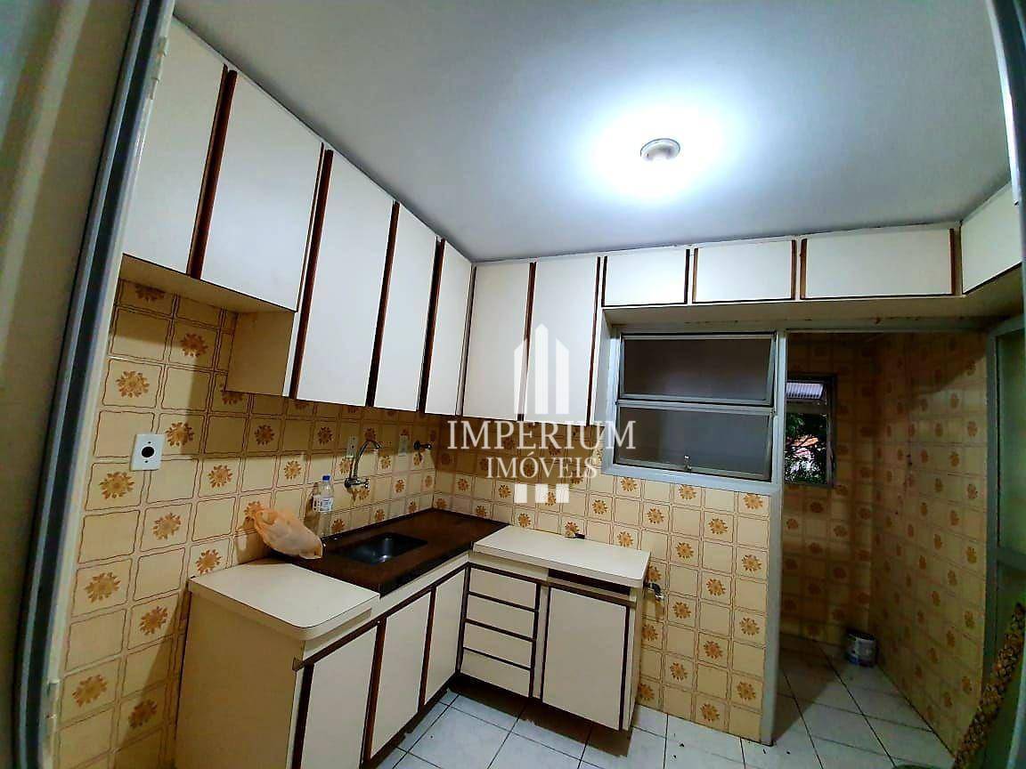 Apartamento à venda com 2 quartos, 68m² - Foto 3