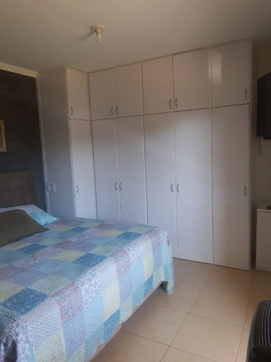 Casa à venda com 3 quartos, 240m² - Foto 26