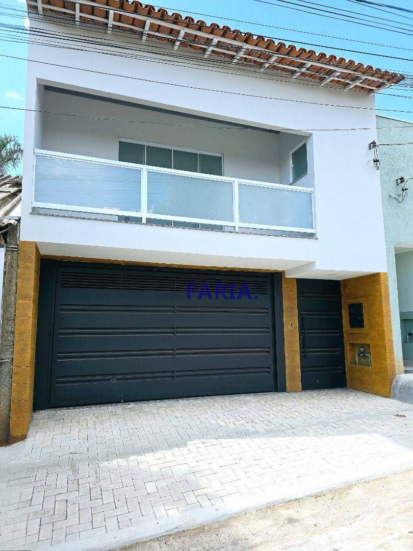 Casa à venda com 3 quartos, 146m² - Foto 1