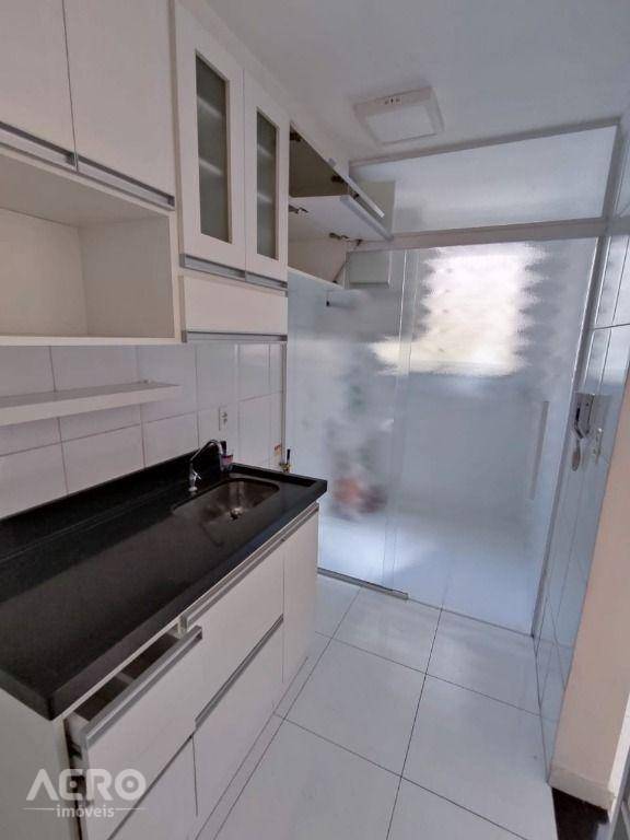 Apartamento à venda com 2 quartos, 49m² - Foto 1