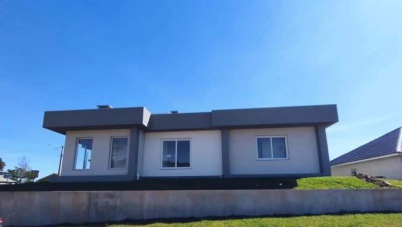 Casa à venda com 2 quartos, 143m² - Foto 1