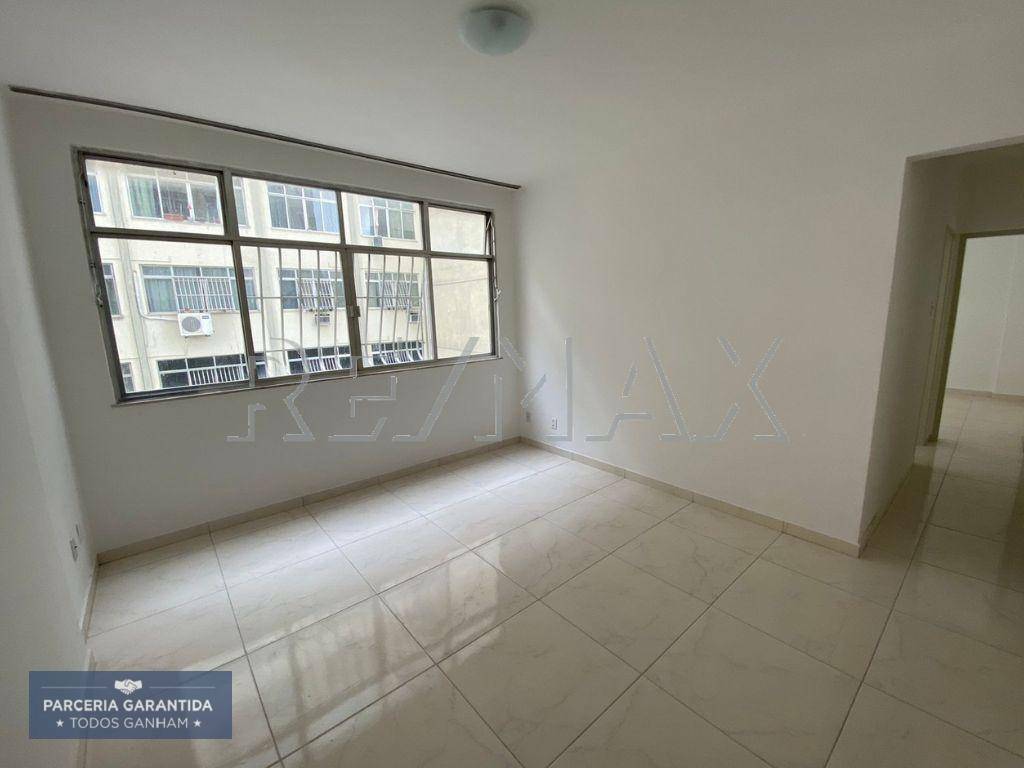 Apartamento para alugar com 2 quartos, 65m² - Foto 1