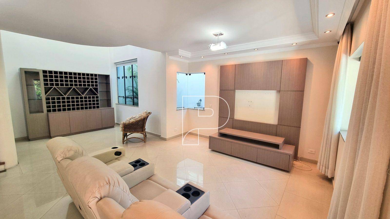 Casa de Condomínio à venda com 4 quartos, 398m² - Foto 3